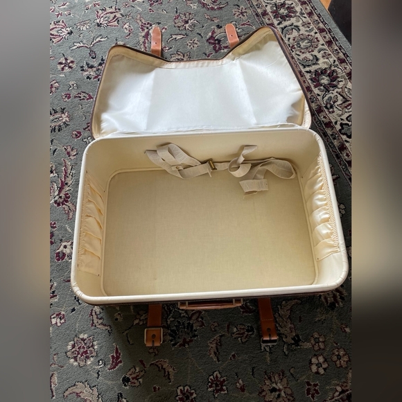 Louis Vuitton vintage 1980s suitcase - Picture 5 of 5